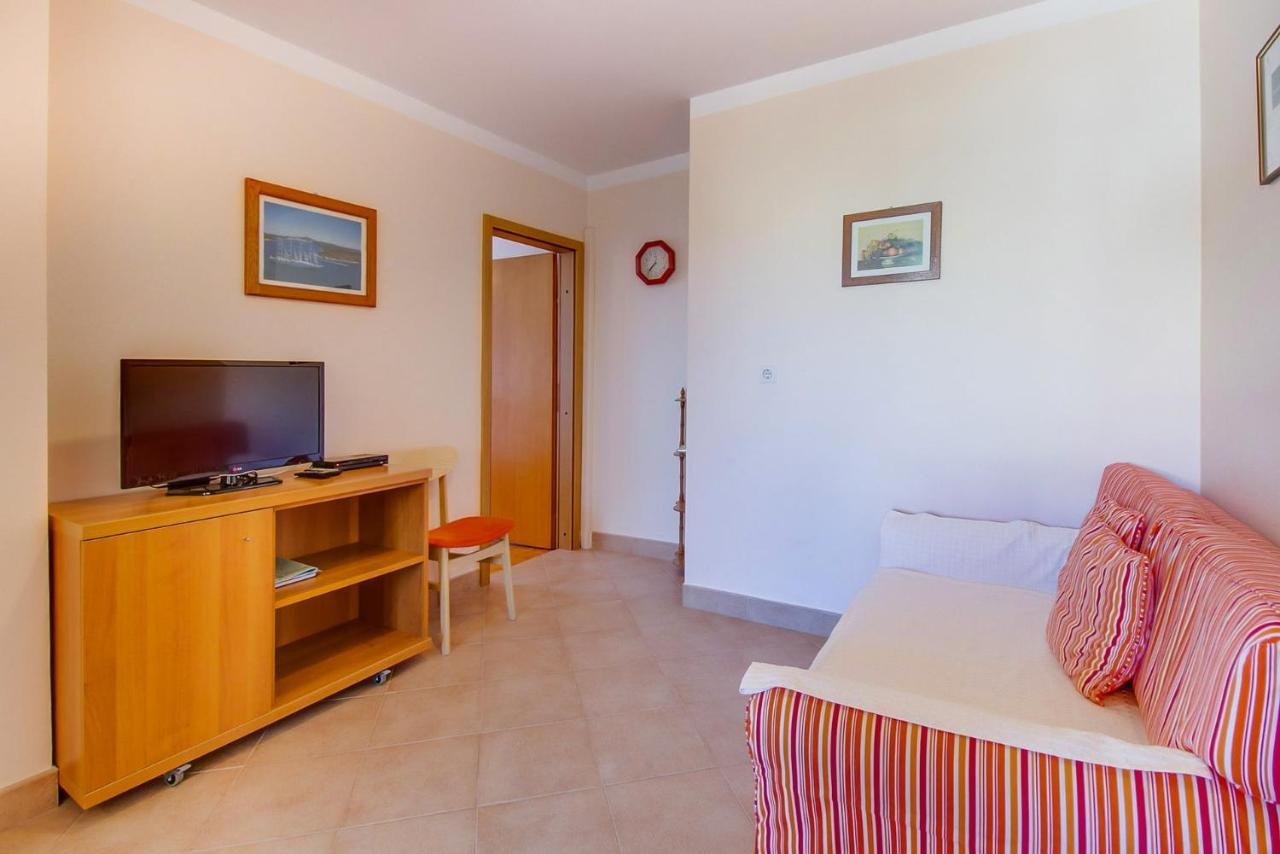 Apartments With A Parking Space מאלי לוסיניי מראה חיצוני תמונה