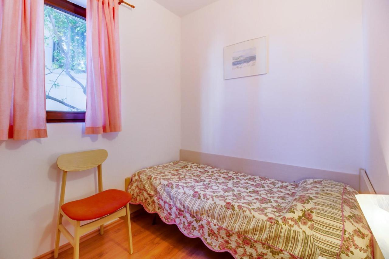 Apartments With A Parking Space מאלי לוסיניי מראה חיצוני תמונה